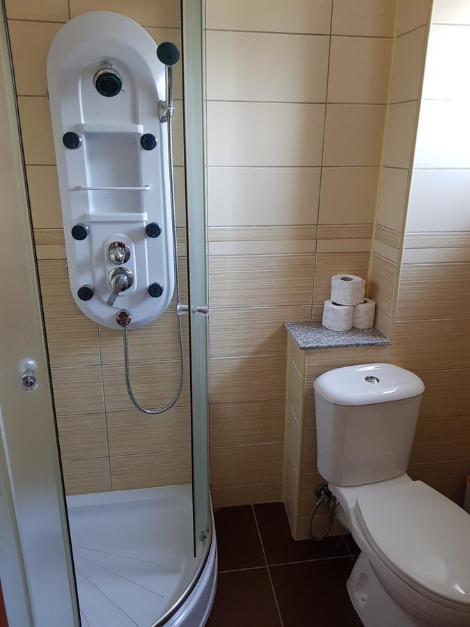 Pansion Baša Hotel Ustikolina Bagian luar foto