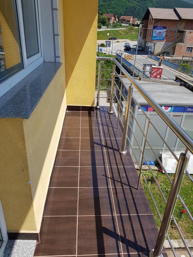 Pansion Baša Hotel Ustikolina Bagian luar foto