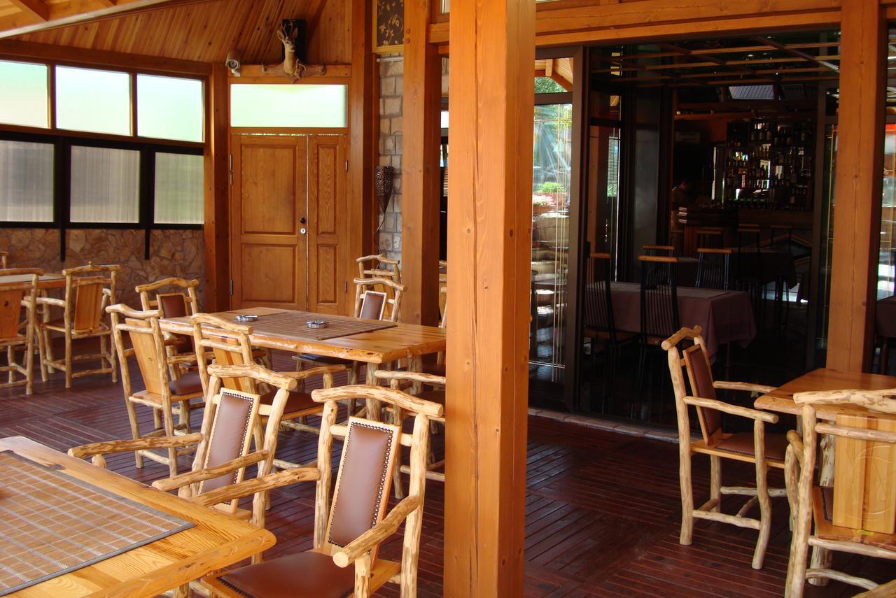 Pansion Baša Hotel Ustikolina Bagian luar foto